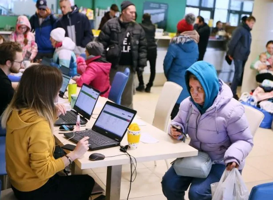 Українці-ВПО скаржаться на затримки виплат: куди звертатися